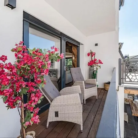 Villa Vibes - Luxus&Pool Villa Essen