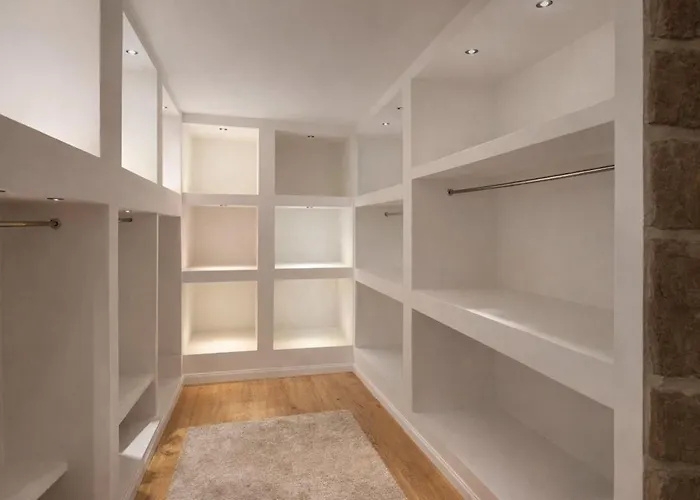 Villa Luxury With Pool, & Garden Paradise