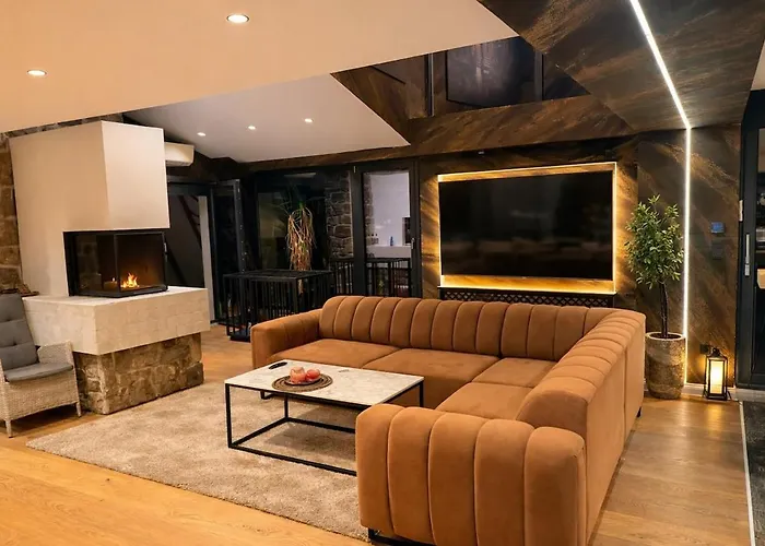 Luxury With Pool, & Garden Paradise * Essen