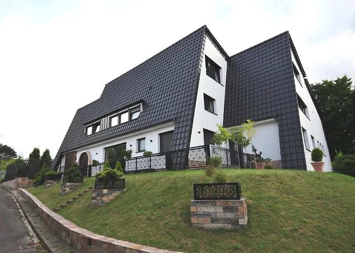 Luxury With Pool, & Garden Paradise Villa Essen